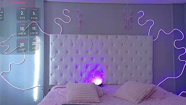 Snapshot of Emma_visconti chatting on 11-10-25, 12:48 Emma visconti online show from 11-10-25, 12:48