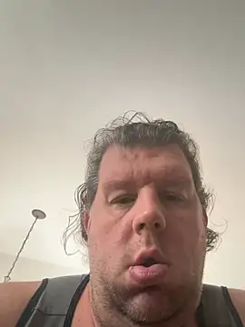 Stephanie1984 online show from 04-16-26, 12:06