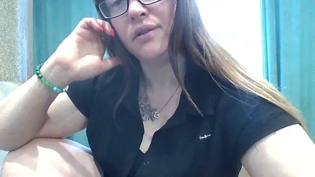 Snapshot of karina160000 chatting on 01-08-26, 06:16 karina160000 online show from 01-08-26, 06:16