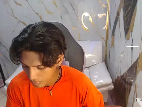 Snapshot of bull_cam chatting on 09-18-25, 07:05 bull cam online show from 09-18-25, 07:05