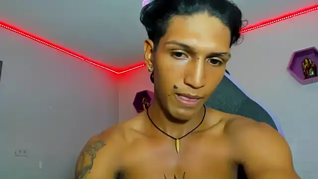 Snapshot of bull_cam chatting on 09-25-25, 07:50 bull cam online show from 09-25-25, 07:50