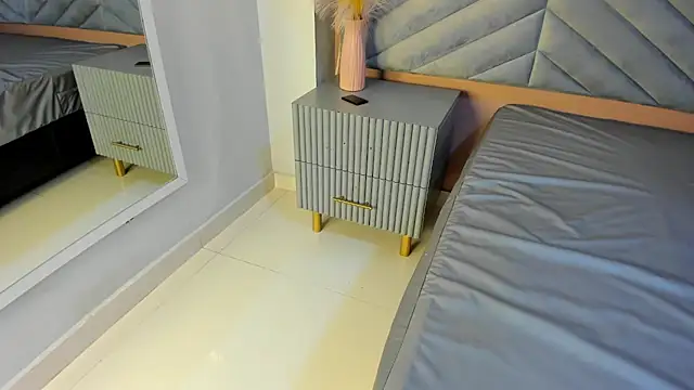 Mia Valentine  online show from 02-14-26, 07:10