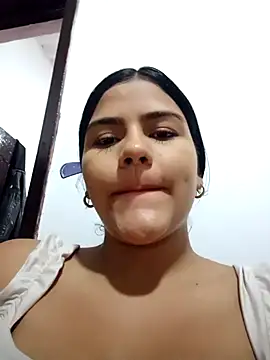 daringxxxhot online show from 09-20-25, 11:00