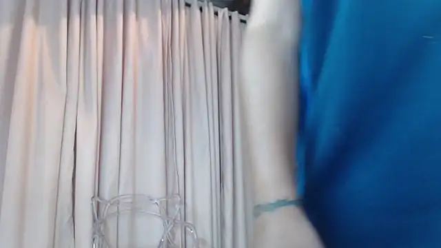 Skarlett hot  online show from 10-15-25, 10:43