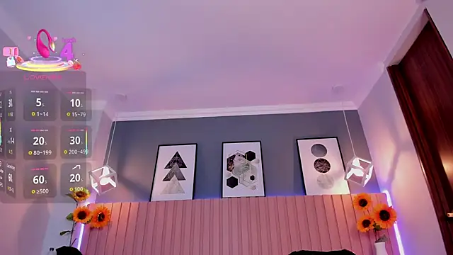 Snapshot of Nina_Ford chatting on 12-04-25, 03:05 Nina Ford online show from 12-04-25, 03:05