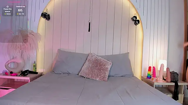 ALICESANDOVAL online show from 03-18-26, 11:46