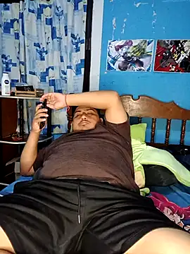 ramito1007 online show from 12-01-25, 04:17