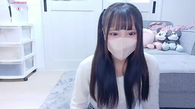 YURi luv online show from 11-06-25, 11:33