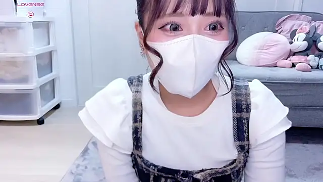 YURi luv online show from 12-03-25, 01:09