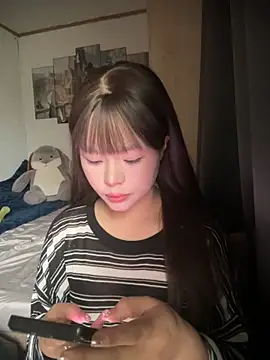 SarahBeii online show from 10-26-25, 03:34