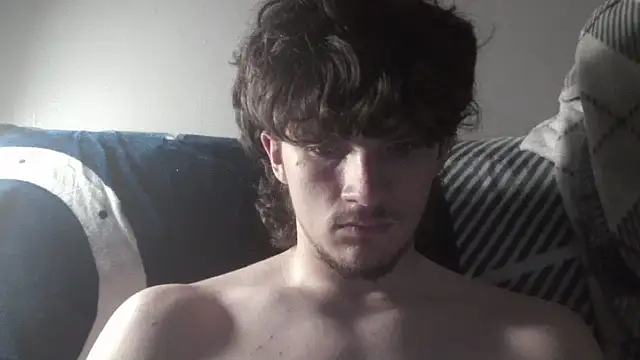 Snapshot of conradical18 chatting on 10-02-25, 04:19 conradical18 online show from 10-02-25, 04:19