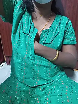 Snapshot of umashreetamil chatting on 05-28-26, 05:21 umashreetamil online show from 05-28-26, 05:21