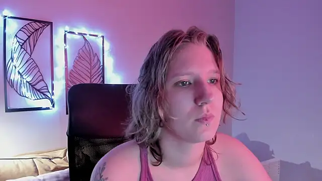 Hailey Foxy online show from 11-21-25, 09:30