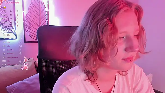 Hailey Foxy online show from 11-24-25, 09:09