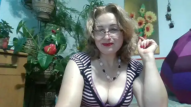 Snapshot of ZhannaLove480 chatting on 09-22-25, 03:03 ZhannaLove480 online show from 09-22-25, 03:03