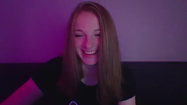 Snapshot of Star_Girlish chatting on 11-04-25, 07:02 Star Girlish online show from 11-04-25, 07:02