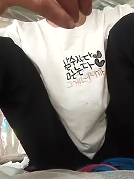 Snapshot of simi-lucy chatting on 11-15-25, 06:55 simi-lucy online show from 11-15-25, 06:55