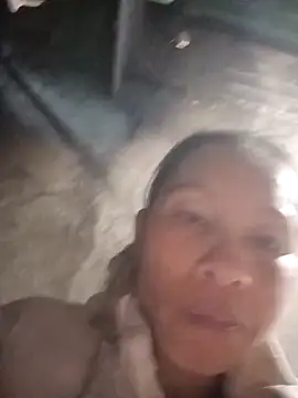 Snapshot of simi-lucy chatting on 12-16-25, 02:38 simi-lucy online show from 12-16-25, 02:38