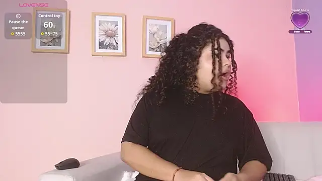 lourdes moon22 online show from 10-03-25, 12:57