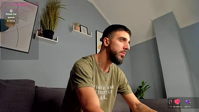 Zeyn Edwards online show from 11-20-25, 06:02