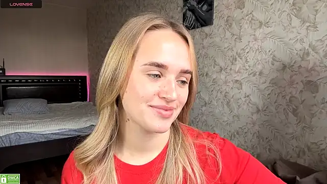 Snapshot of ElisabetLorney chatting on 11-06-25, 08:15 ElisabetLorney online show from 11-06-25, 08:15