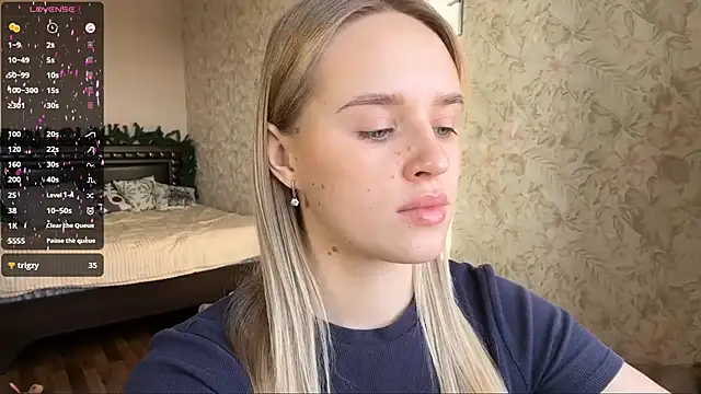 Snapshot of ElisabetLorney chatting on 12-15-25, 08:07 ElisabetLorney online show from 12-15-25, 08:07