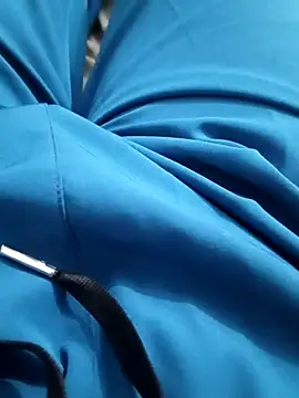 Snapshot of Alejandro92_cali chatting on 01-14-26, 04:07 Alejandro92 cali online show from 01-14-26, 04:07