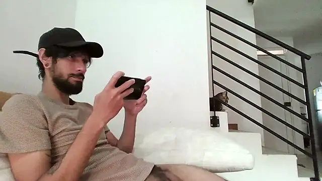 Snapshot of Alejandro92_cali chatting on 03-08-26, 03:49 Alejandro92 cali online show from 03-08-26, 03:49