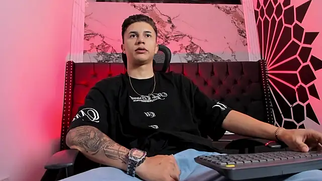 Snapshot of liaamsmiith_ chatting on 02-02-26, 12:26 liaamsmiith online show from 02-02-26, 12:26