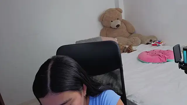 valerihouse online show from 04-05-26, 01:03