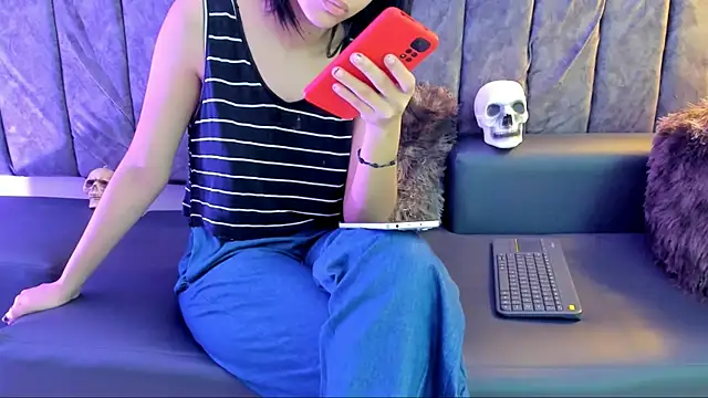 Snapshot of Rowan_Mills chatting on 09-23-25, 08:23 Rowan Mills online show from 09-23-25, 08:23