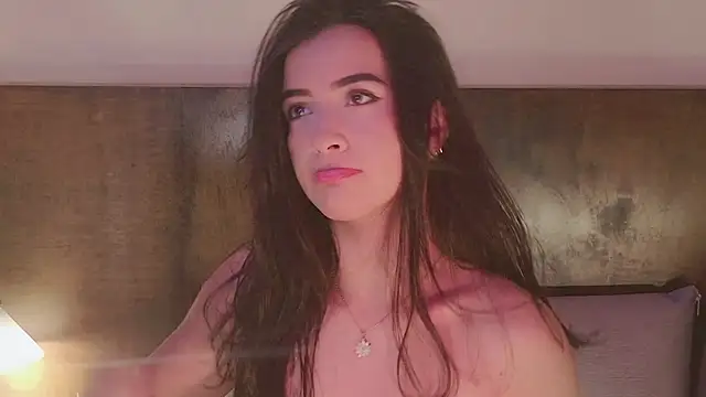 Snapshot of Velindaa chatting on 10-15-25, 05:13 Velindaa online show from 10-15-25, 05:13