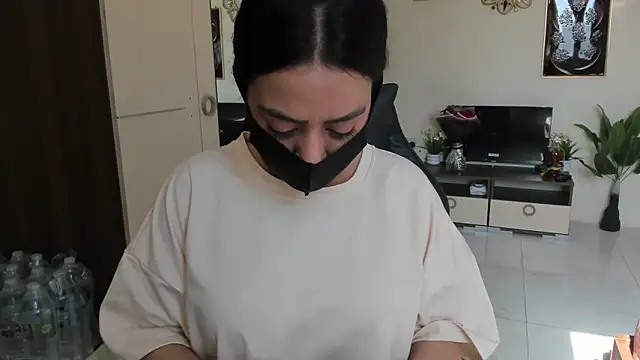 Missbrown24 online show from 10-01-25, 11:05