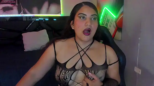 Sara Bdsm  online show from 04-14-26, 02:23