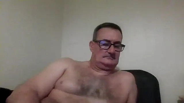 goldenman59 online show from 11-01-25, 04:31