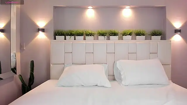 LunnaBlake online show from 02-04-26, 04:07