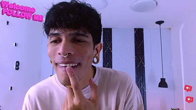 Franvill Trato online show from 01-05-26, 08:34