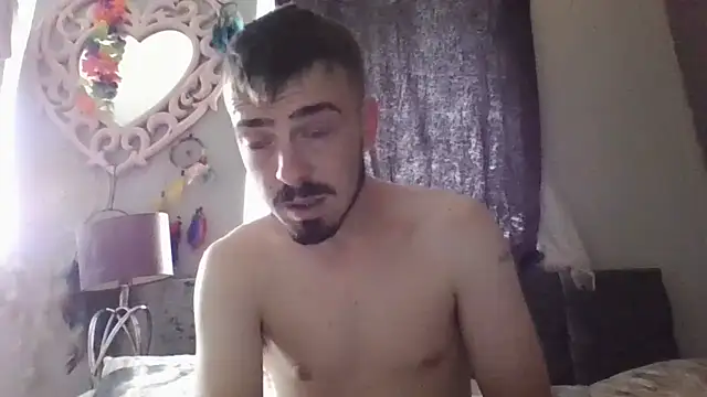 Snapshot of jaycoy22 chatting on 09-18-25, 11:01 jaycoy22 online show from 09-18-25, 11:01