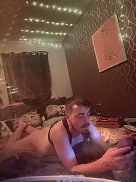 Snapshot of jaycoy22 chatting on 09-18-25, 11:07 jaycoy22 online show from 09-18-25, 11:07