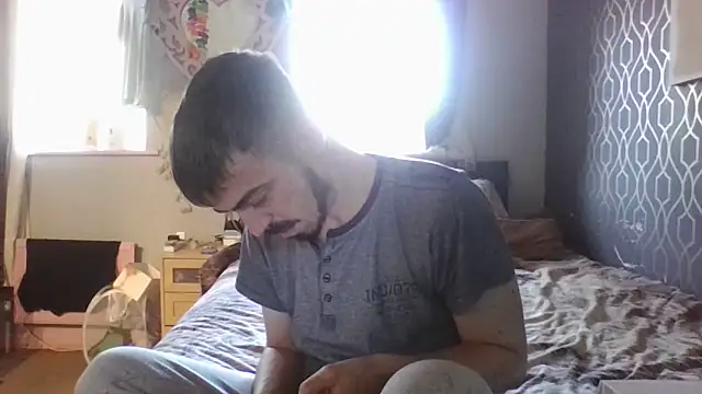 Snapshot of jaycoy22 chatting on 09-19-25, 04:07 jaycoy22 online show from 09-19-25, 04:07