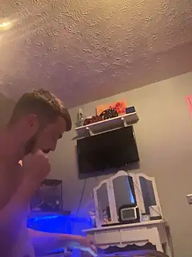 Snapshot of jaycoy22 chatting on 10-04-25, 06:33 jaycoy22 online show from 10-04-25, 06:33