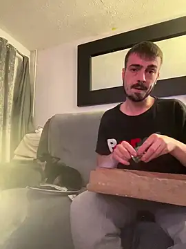 Snapshot of jaycoy22 chatting on 10-04-25, 09:13 jaycoy22 online show from 10-04-25, 09:13