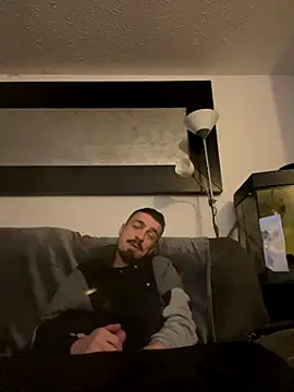 Snapshot of jaycoy22 chatting on 11-27-25, 01:18 jaycoy22 online show from 11-27-25, 01:18