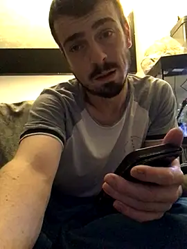 Snapshot of jaycoy22 chatting on 01-08-26, 09:39 jaycoy22 online show from 01-08-26, 09:39