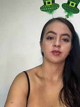 Snapshot of salo-rousee chatting on 03-17-26, 11:02 salo-rousee online show from 03-17-26, 11:02