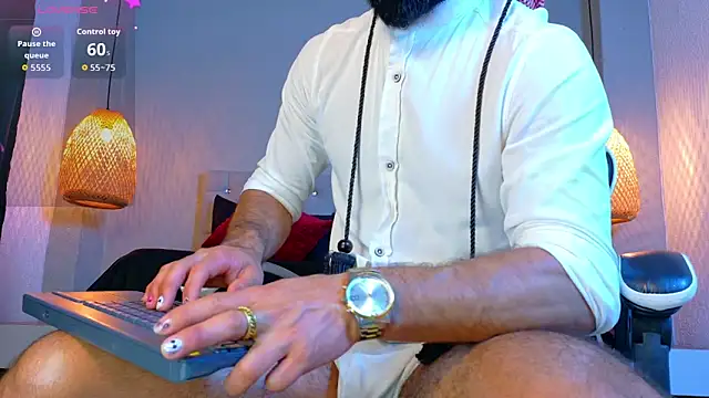 Thaiel Fosteer online show from 10-01-25, 07:03