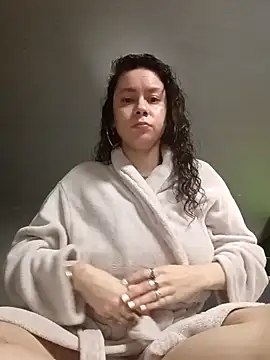 tightpussy 69xh online show from 03-08-26, 05:33