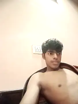 monster 33 online show from 11-25-25, 04:56