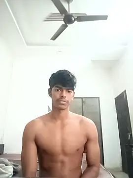 Snapshot of monster_33 chatting on 01-12-26, 06:29 monster 33 online show from 01-12-26, 06:29