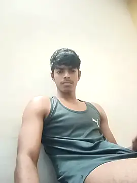 Snapshot of monster_33 chatting on 03-05-26, 07:48 monster 33 online show from 03-05-26, 07:48